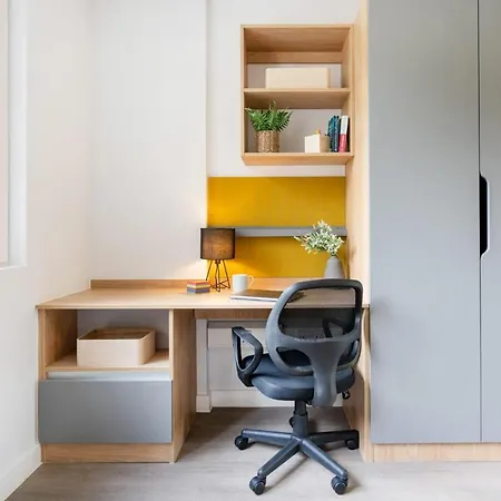 Hillfort House: Modern Studios with Shared Kitchen in Brighton Exterior photo