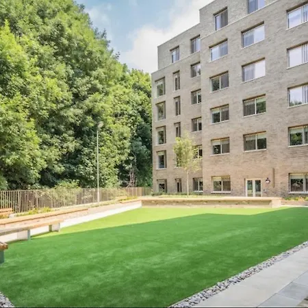 Hillfort House: Modern Studios with Shared Kitchen in Brighton Exterior photo