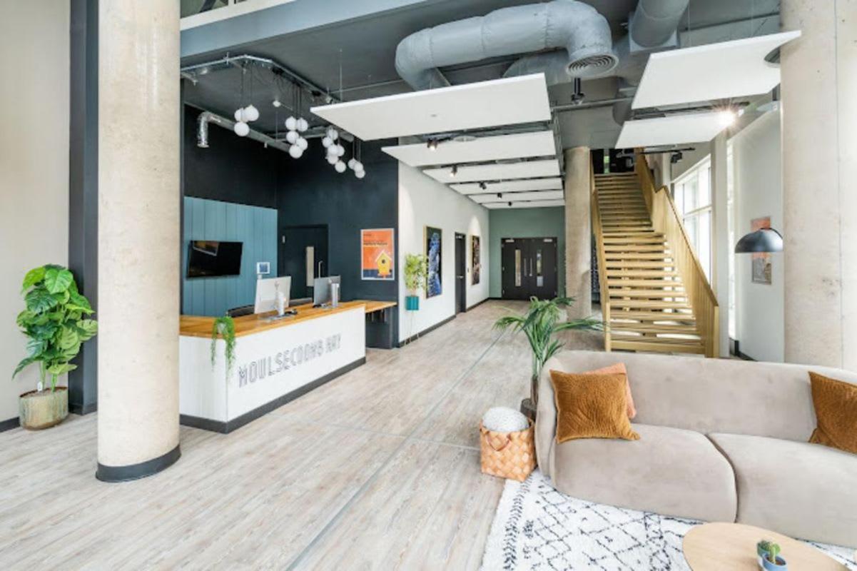 For Students Only Modern And Ensuite Bedrooms With Shared Kitchen At Hillfort House In Apartamento
