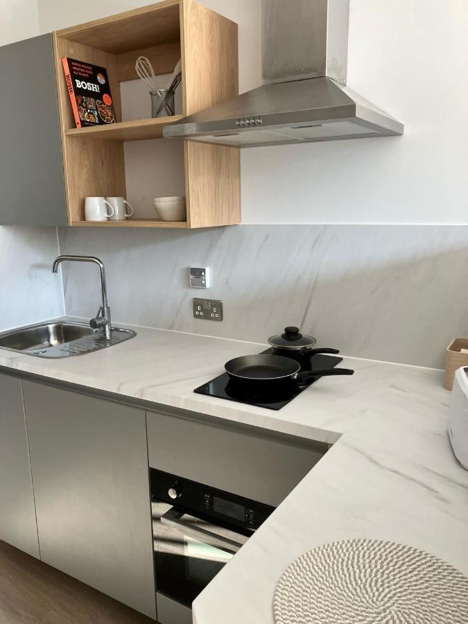 Apartamento For Students Only Modern And Ensuite Bedrooms With Shared Kitchen At Hillfort House In Brighton