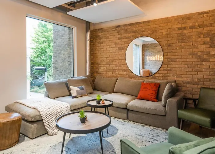 For Students Only Modern Studios And Ensuite Bedrooms With Shared Kitchen At Hillfort House In Brighton