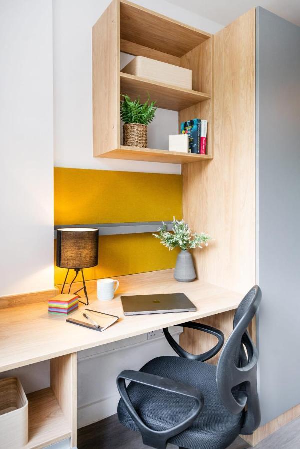 For Students Only Modern And Ensuite Bedrooms With Shared Kitchen At Hillfort House In Appartamento *